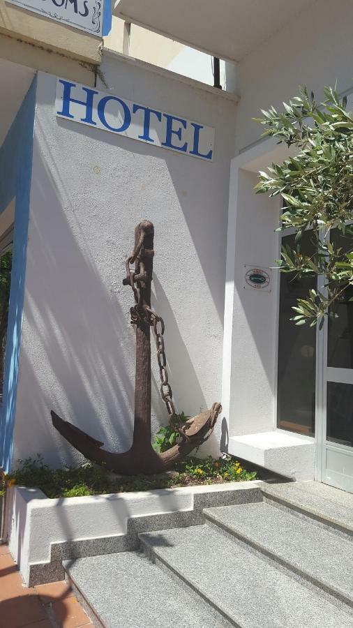 Hotel L'Ancora La Caletta Buitenkant foto