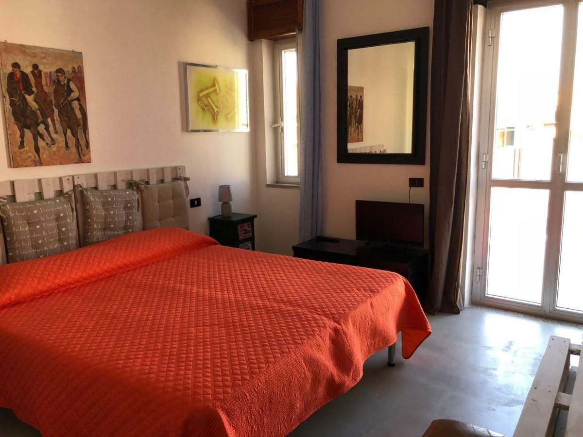Hotel L'Ancora La Caletta Buitenkant foto